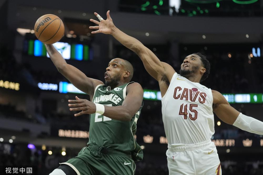 区绷紧了神 区绷紧了神