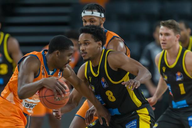 希望继续保 希望继续保